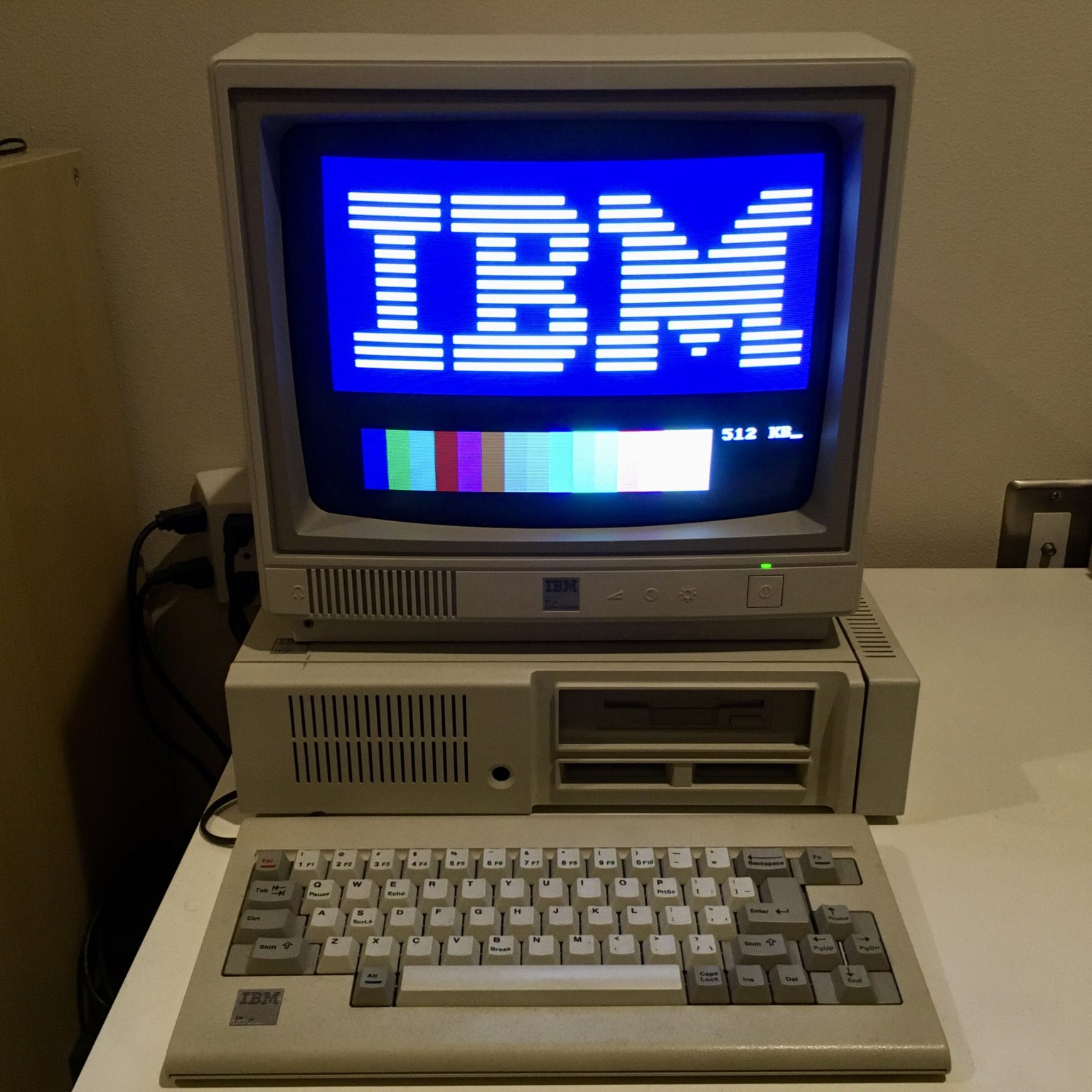 Vintage COMP! // aNONradio